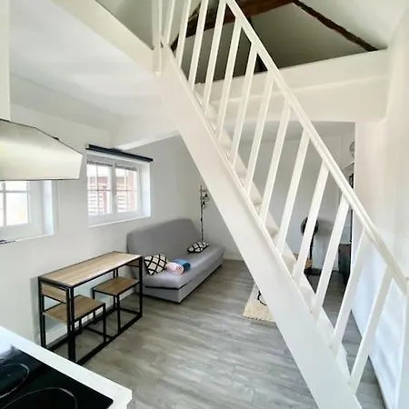Duplex Petit Horloge Apartment *